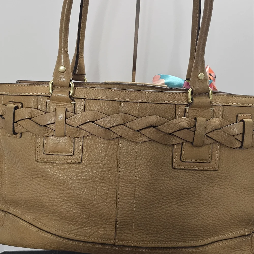 Coach all leather beige  satchel - Picture 4 of 8